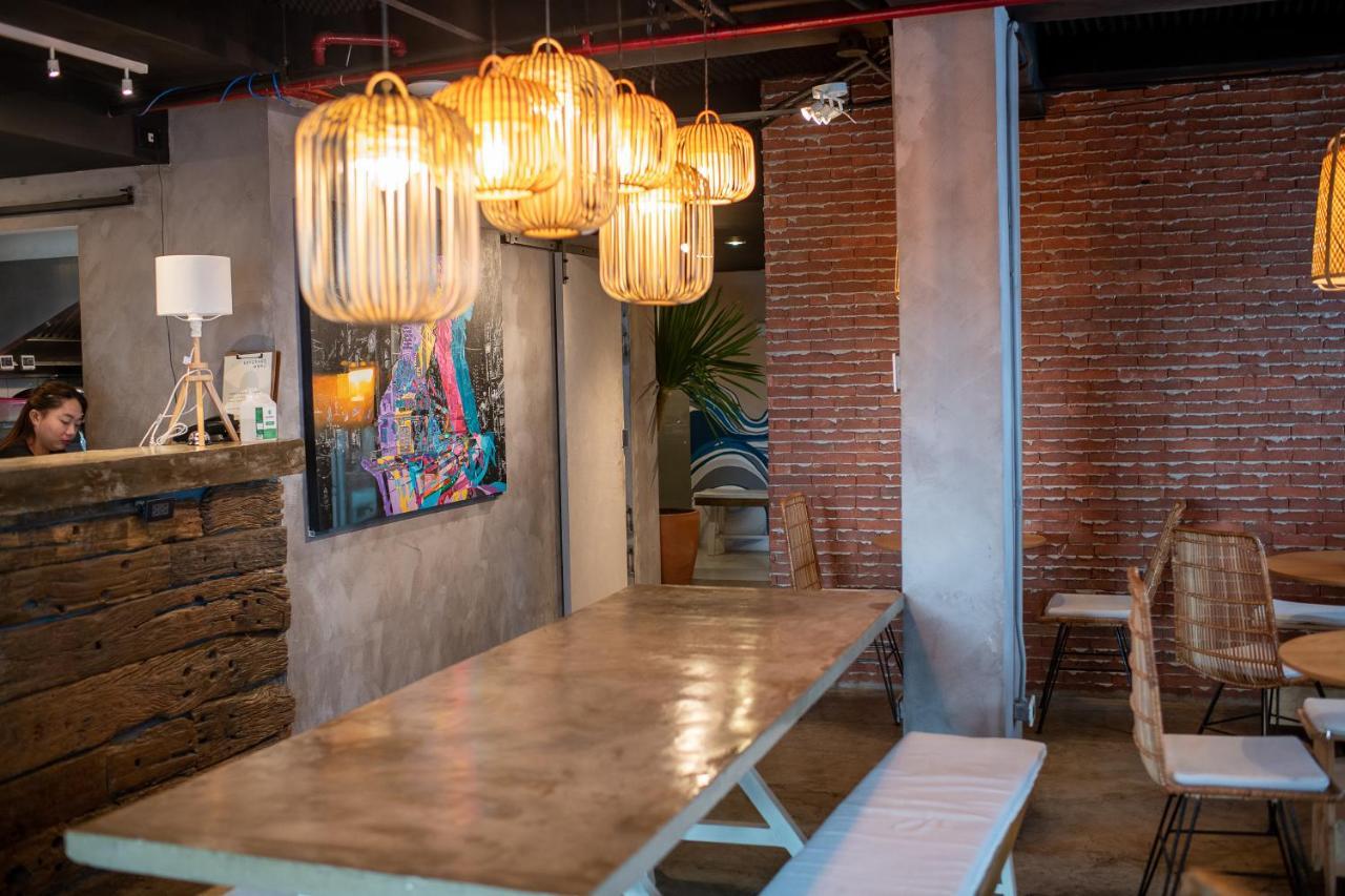 Abraham Manila - Located In Central Makati (Adults Only) Makati City Eksteriør bilde