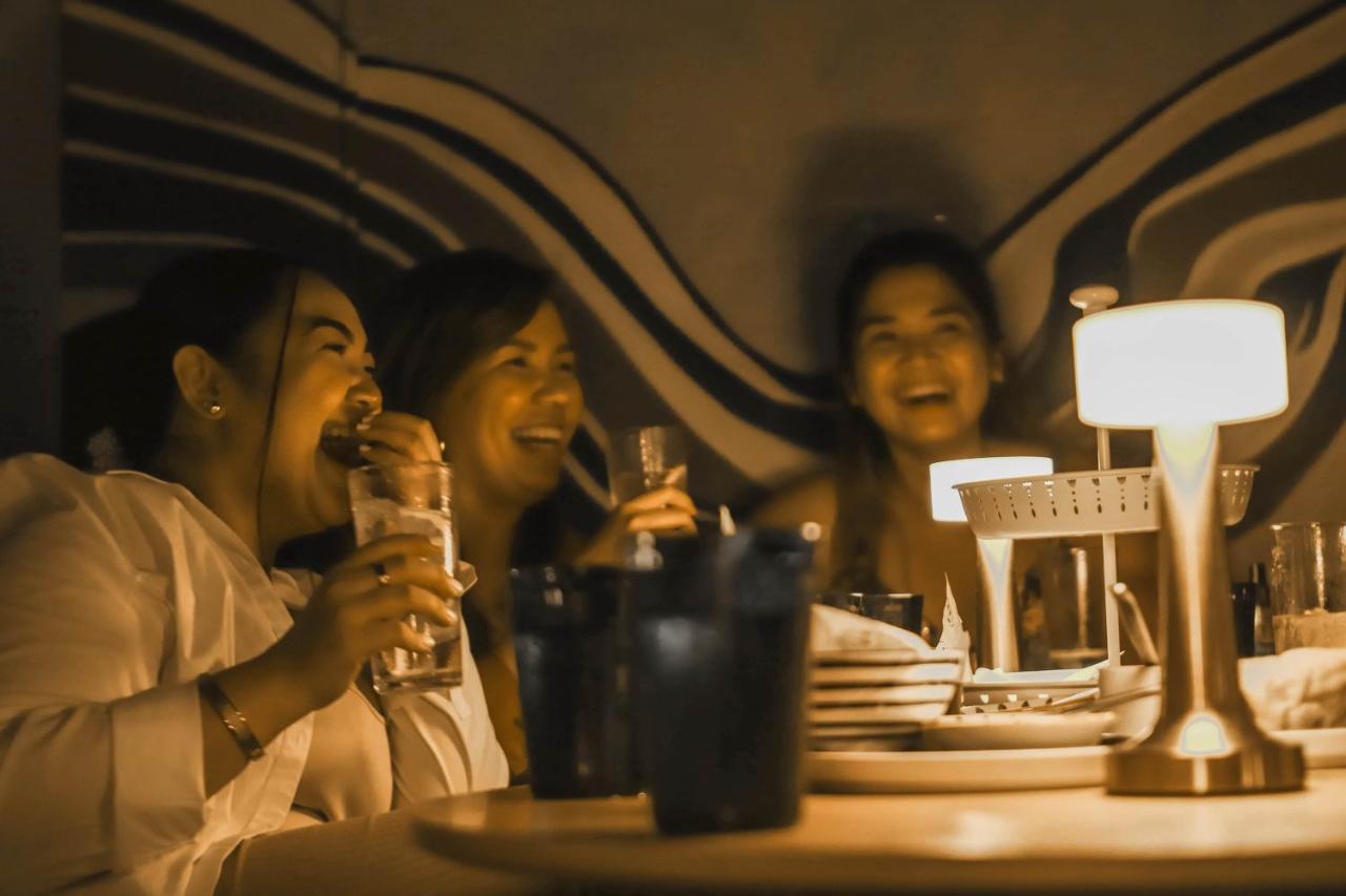 Abraham Manila - Located In Central Makati (Adults Only) Makati City Eksteriør bilde